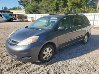 TOYOTA SIENNA LE 8-PASSENGER