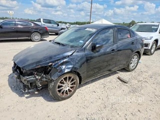 TOYOTA YARIS IA BASE