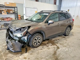 SUBARU FORESTER PREMIUM