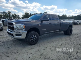 RAM 3500 TRADESMAN
