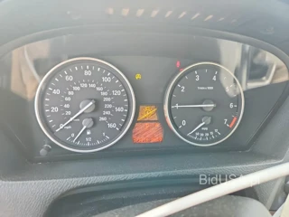 BMW X5 4.8I