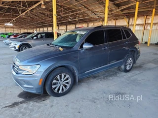 VOLKSWAGEN TIGUAN SE