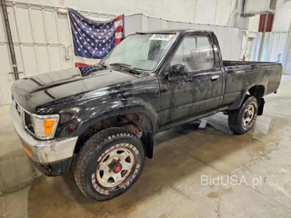 TOYOTA PICKUP DELUXE