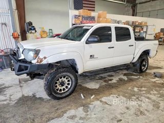 TOYOTA TACOMA V6