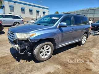 TOYOTA HIGHLANDER BASE