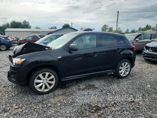 MITSUBISHI OUTLANDER SPORT ES