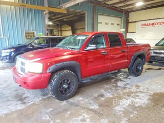 DODGE DAKOTA QUAD SLT