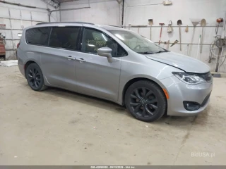 CHRYSLER CHRYSLER PACIFICA TOURING L