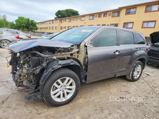 TOYOTA HIGHLANDER LE