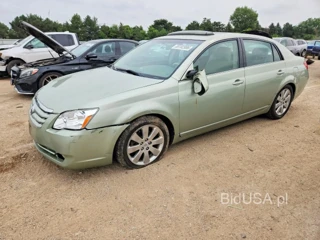 TOYOTA AVALON XLS