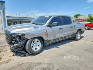 RAM 1500 TRADESMAN