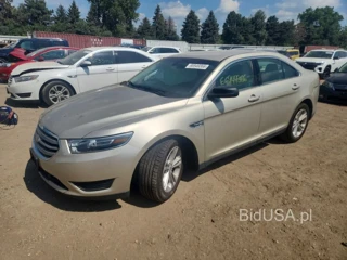 FORD TAURUS SE