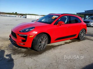 PORSCHE MACAN TURBO