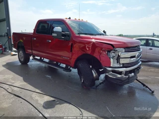 FORD FORD F-250 LARIAT