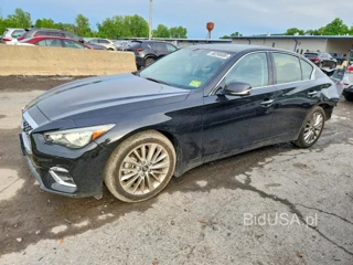 INFINITI Q50 LUXE