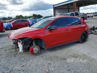 VOLKSWAGEN GTI SE