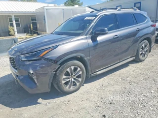 TOYOTA HIGHLANDER XLE