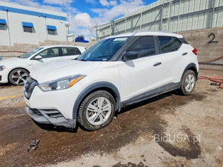 NISSAN KICKS S