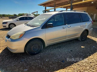 TOYOTA SIENNA LE 7 PASSENGER