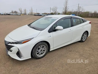 TOYOTA PRIUS PRIME LE