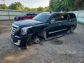 CADILLAC ESCALADE LUXURY