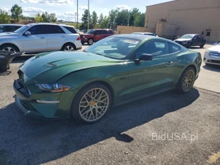 FORD MUSTANG GT