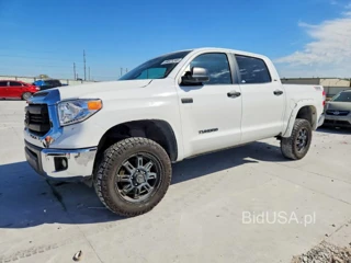 TOYOTA TUNDRA SR5