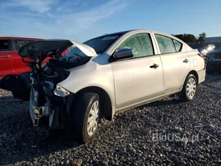 NISSAN VERSA S PLUS