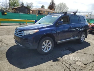 TOYOTA HIGHLANDER BASE