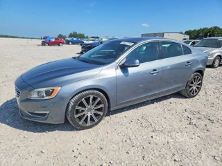 VOLVO S60 PLATINUM