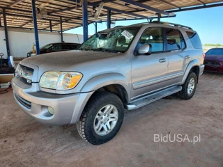 TOYOTA SEQUOIA SR5