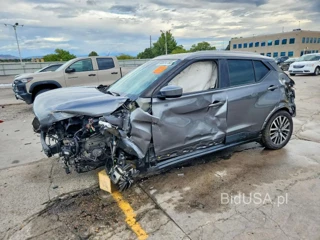 NISSAN KICKS SV