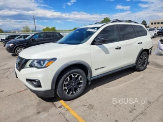 NISSAN PATHFINDER SL