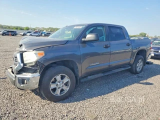 TOYOTA TUNDRA CREWMAX SR5