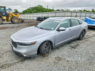 HONDA ACCORD TOURING HYBRID
