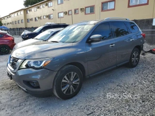 NISSAN PATHFINDER SL
