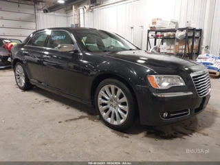 CHRYSLER CHRYSLER 300 UPTOWN EDITION