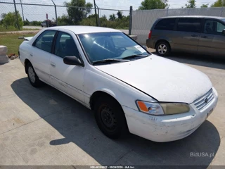 TOYOTA TOYOTA CAMRY LE