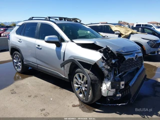 TOYOTA TOYOTA RAV4 XLE PREMIUM