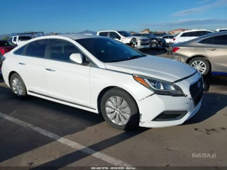 HYUNDAI HYUNDAI SONATA HYBRID SE