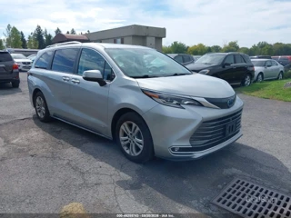 TOYOTA TOYOTA SIENNA PLATINUM