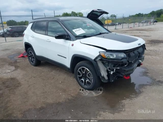 JEEP JEEP COMPASS TRAILHAWK 4X4
