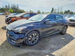 INFINITI QX30 LUXURY