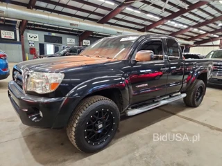 TOYOTA TACOMA V6
