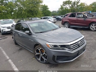 VOLKSWAGEN VOLKSWAGEN PASSAT 2.0T R-LINE