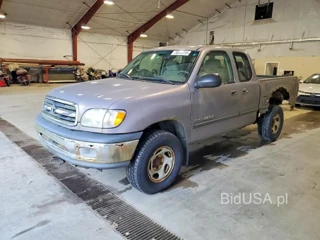 TOYOTA TUNDRA SR5