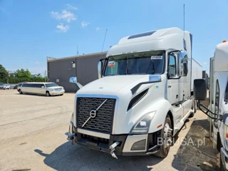 VOLVO VNL