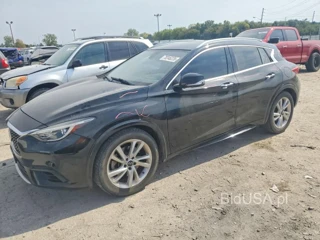INFINITI QX30 LUXE