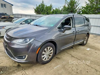 CHRYSLER PACIFICA TOURING L