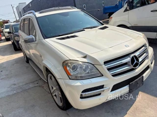 MERCEDES-BENZ GL 350 BLUETEC